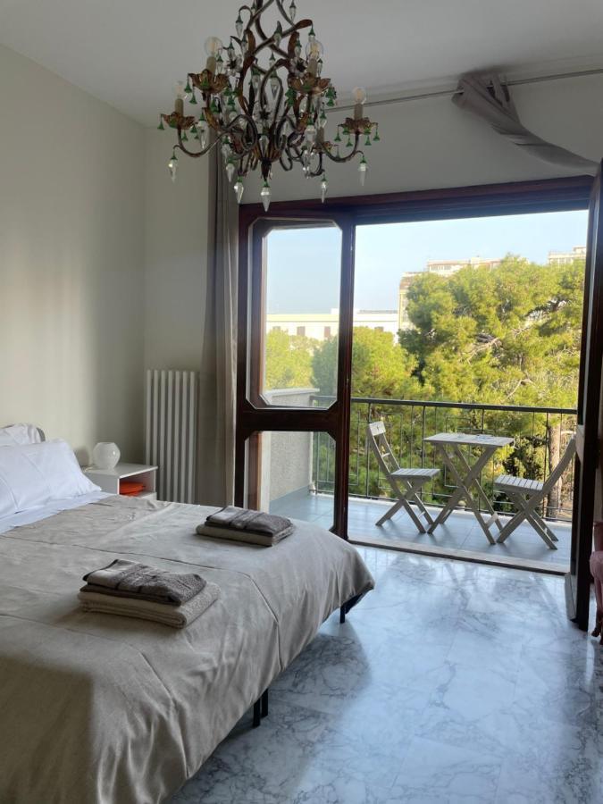 Lt Sax Apartment Бари Екстериор снимка
