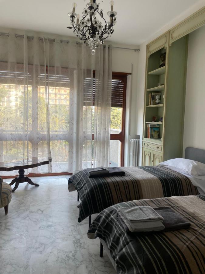 Lt Sax Apartment Бари Екстериор снимка