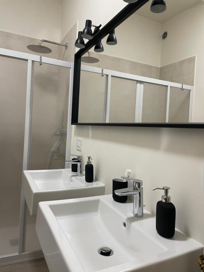 Lt Sax Apartment Бари Екстериор снимка